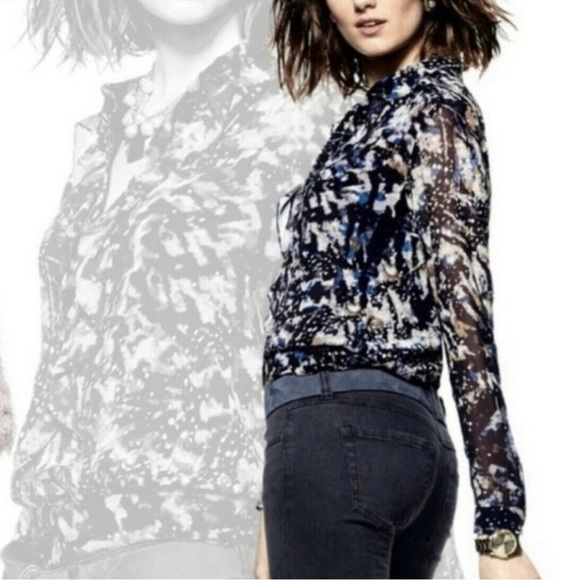 Cabi Style# 366 Starry Night Long Sleeve Blouse Size Medium - Picture 2 of 9
